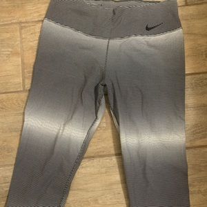 Nike Dry Fit capri